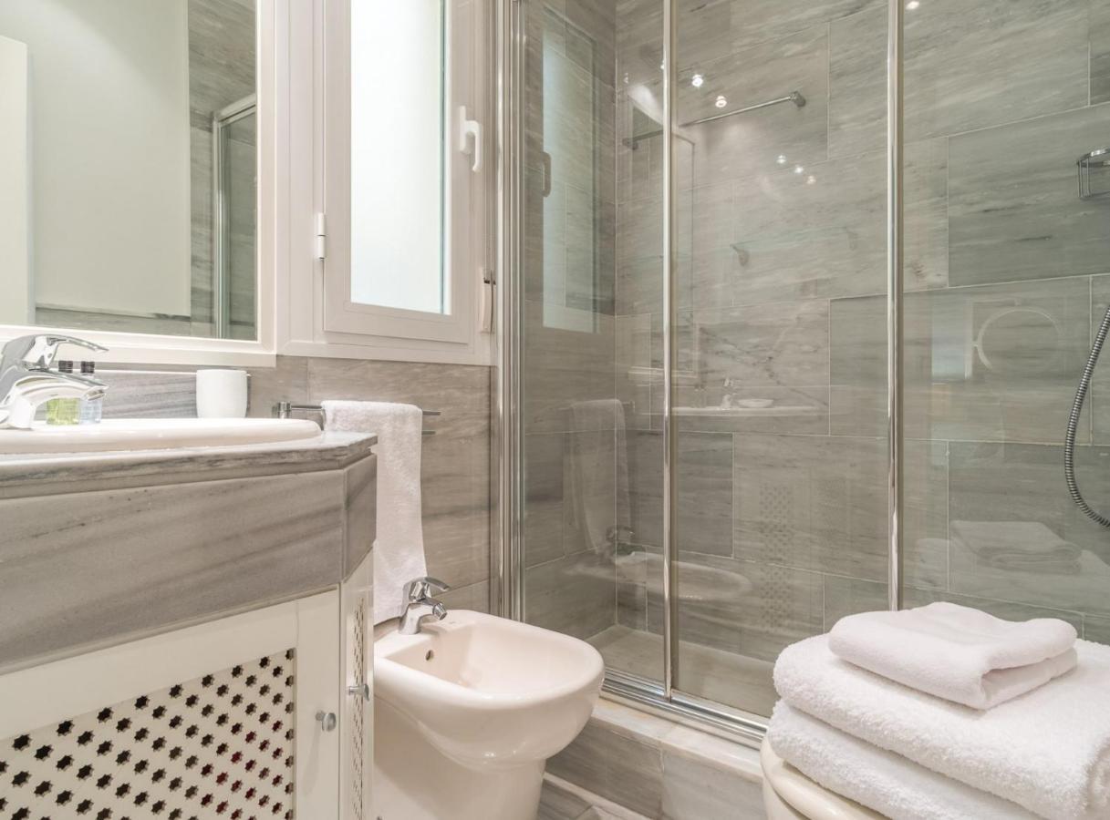 Charming 2-Bedroom Apartment In Retiro Perfect Madrid Location エクステリア 写真