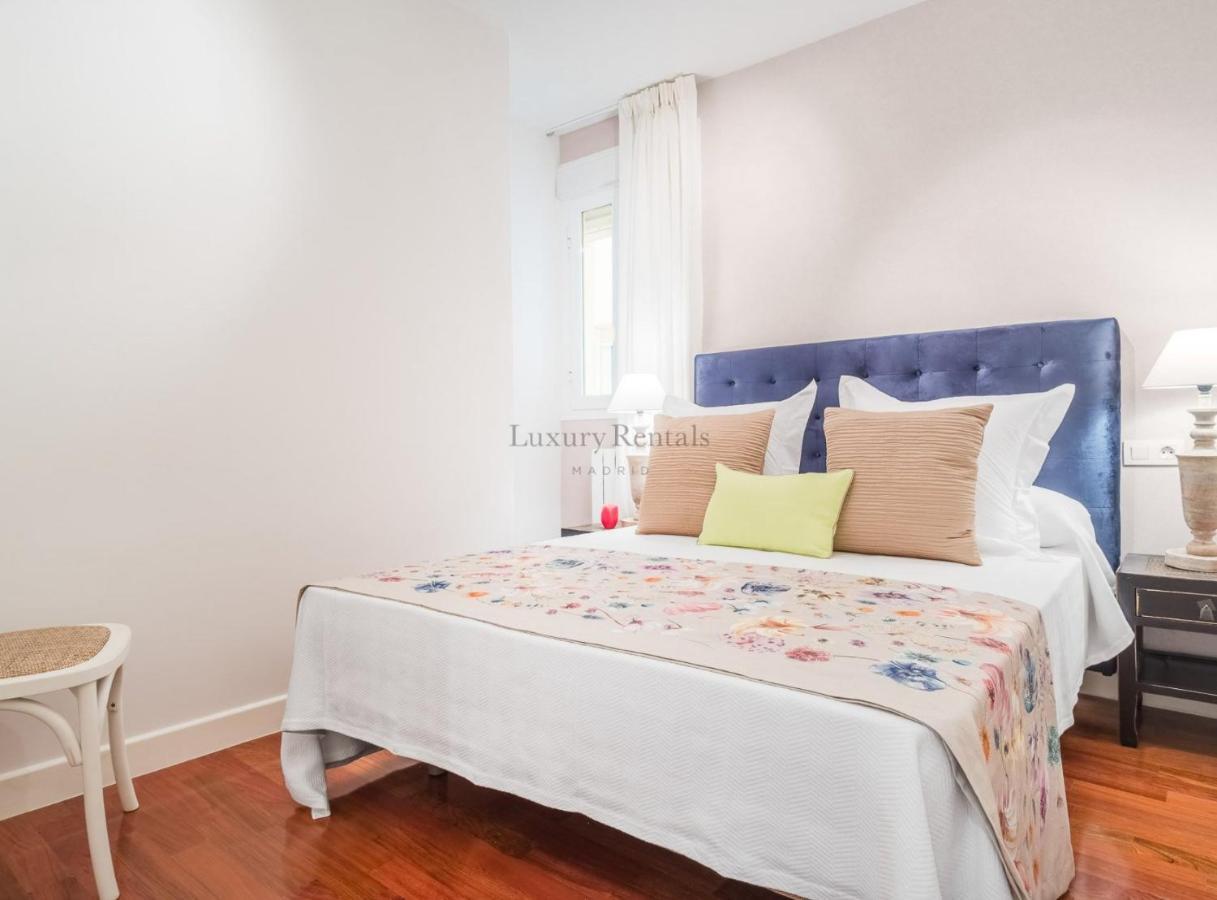 Charming 2-Bedroom Apartment In Retiro Perfect Madrid Location エクステリア 写真